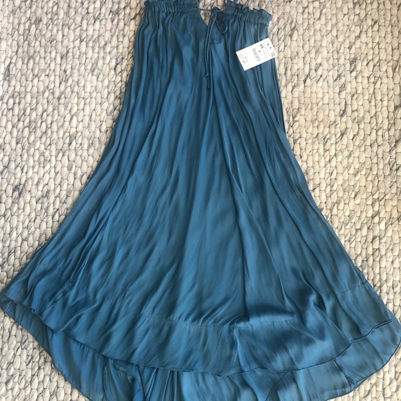 New with tags - Zara strappy dress (satin) - Picture 6 of 7